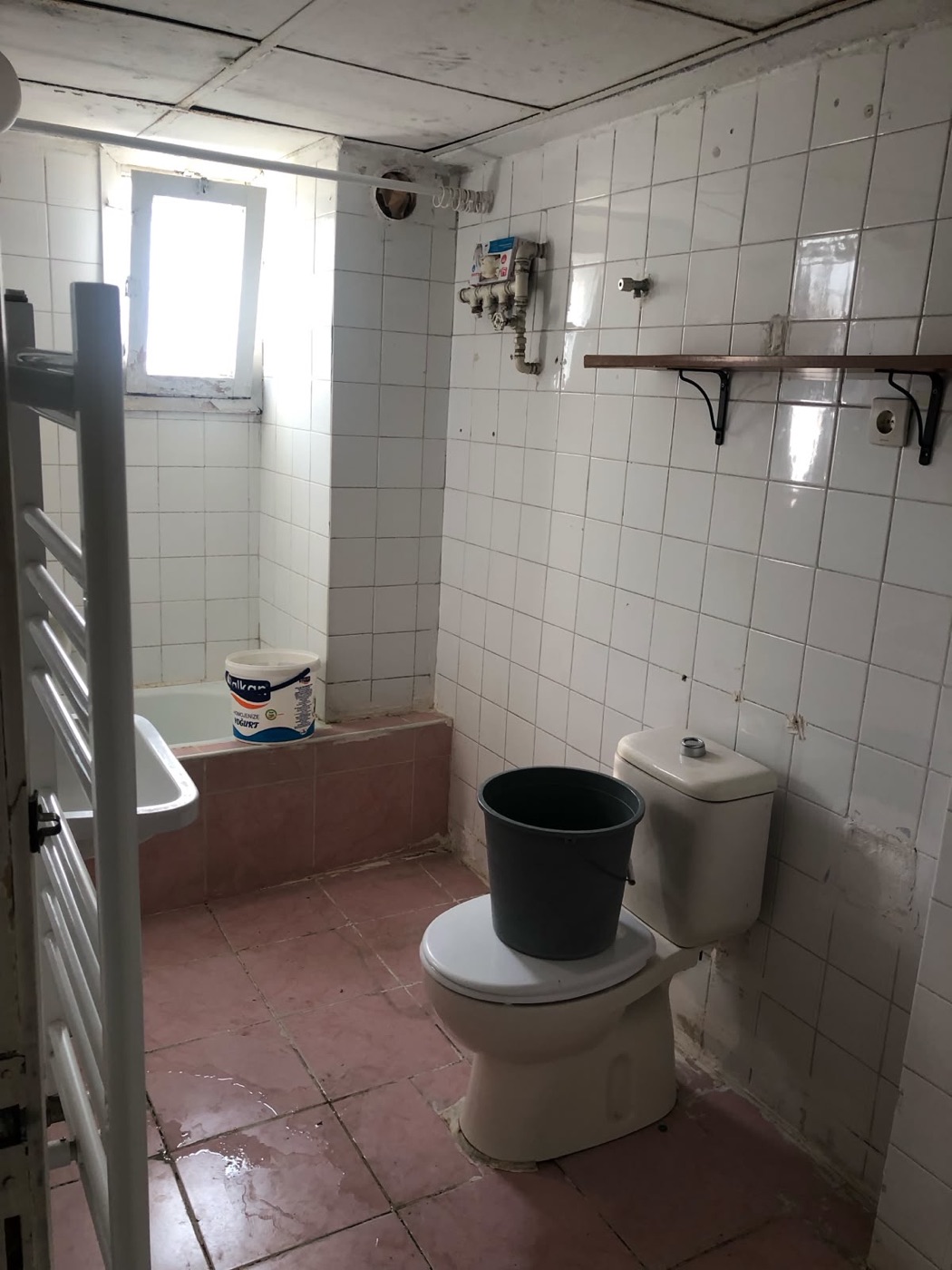 Çiğli Dairesi — Banyo yenileme çalışması