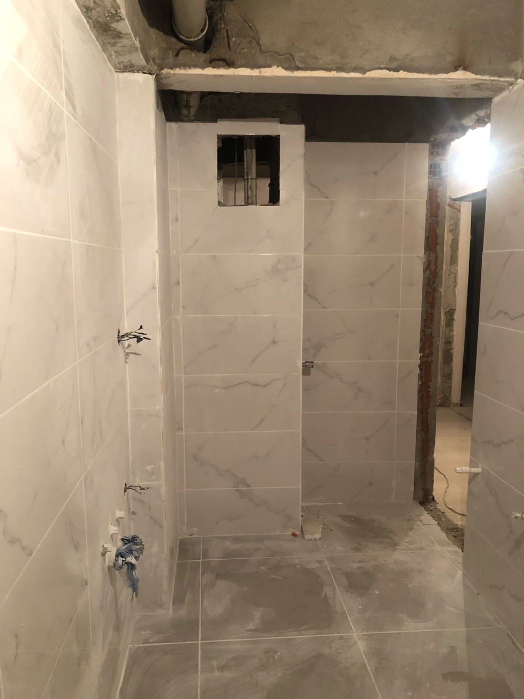 Çiğli Dairesi — Banyo yenileme çalışması