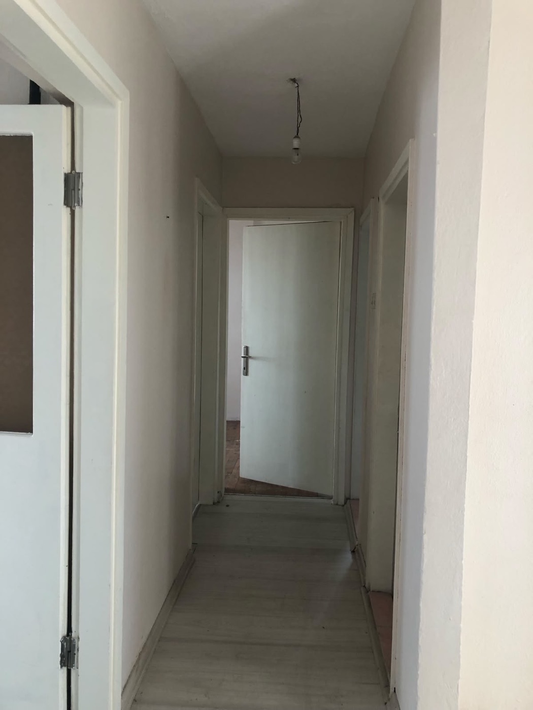 Çiğli Dairesi — Koridor yenileme çalışması